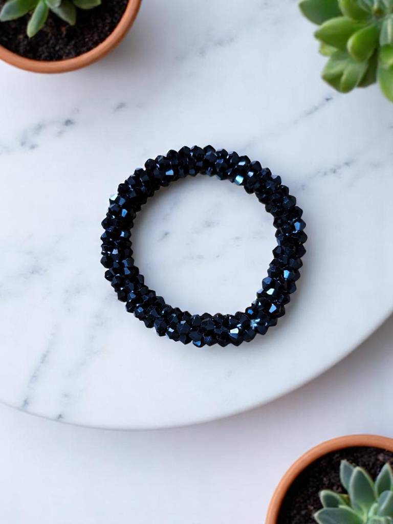 Unisex Crystal Bloom – Adjustable Crystal Bead Bracelets : CRY-BLK-BLT-ONB-039