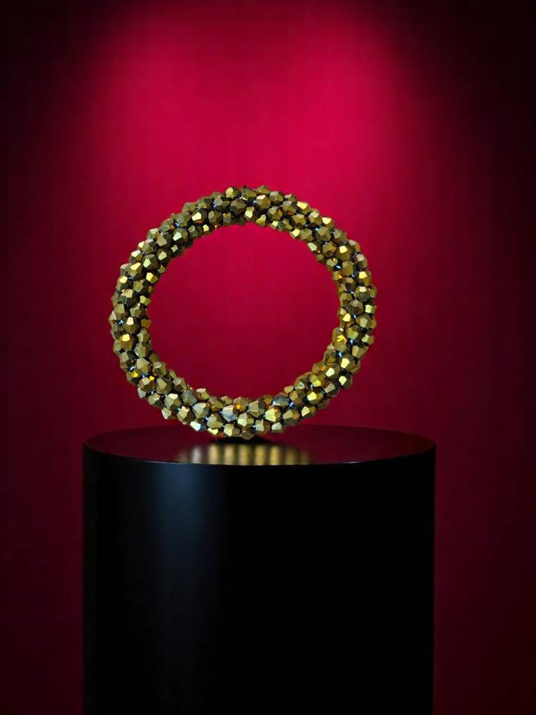 Unisex Crystal Bloom – Adjustable Crystal Bead Bracelets : CRY-GLD-BLT-ONB-041