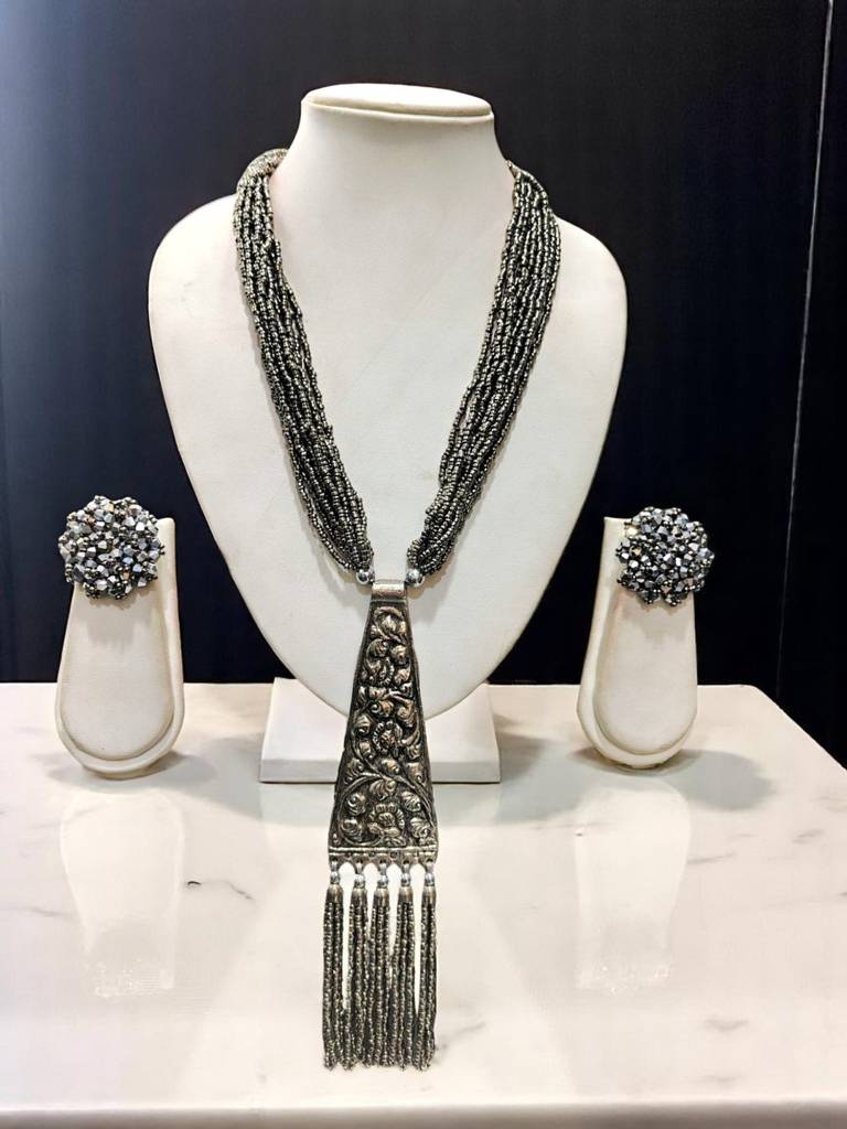 Day-To-Dinner Tie Shaped Oxidized Black Metal Multi-Layered Long Necklace Set : BDE-GRY-TYLG-NWE-228