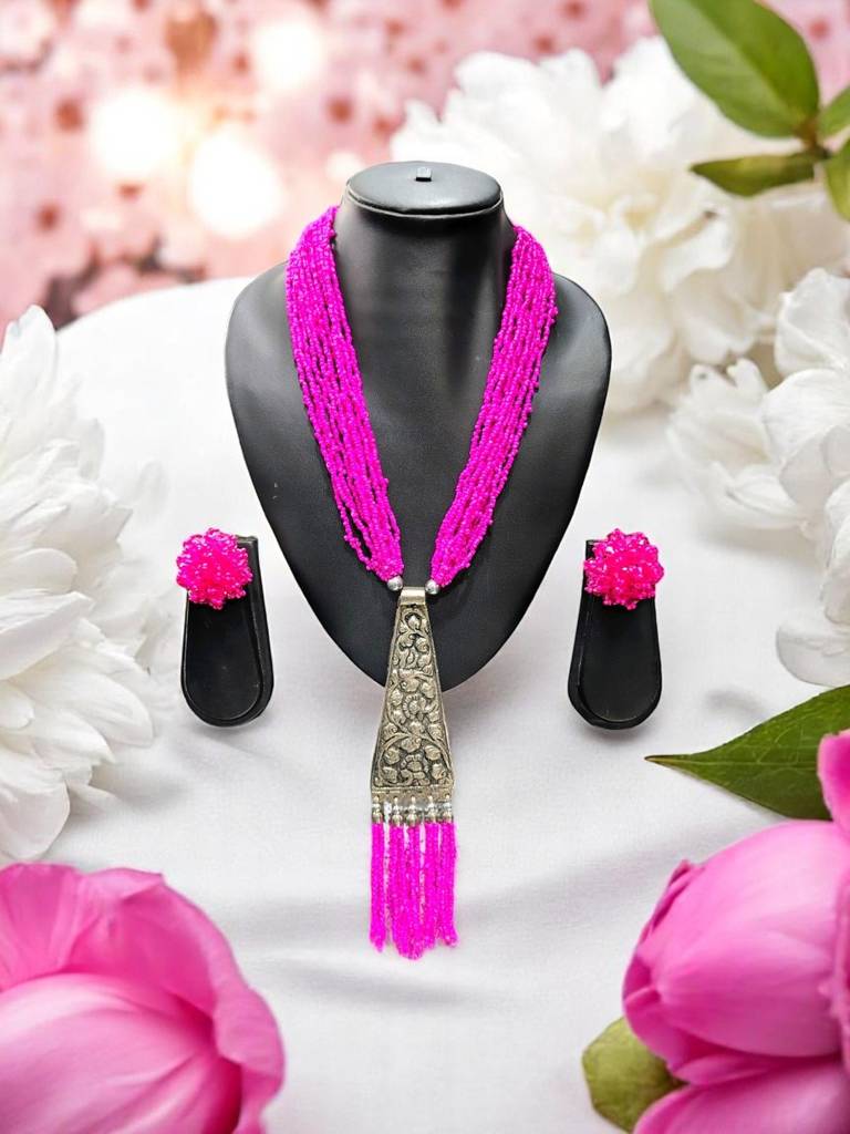 Day-To-Dinner Tie Shaped Oxidized Black Metal Multi-Layered Long Necklace Set : BDE-HOP-TYLG-NWE-226