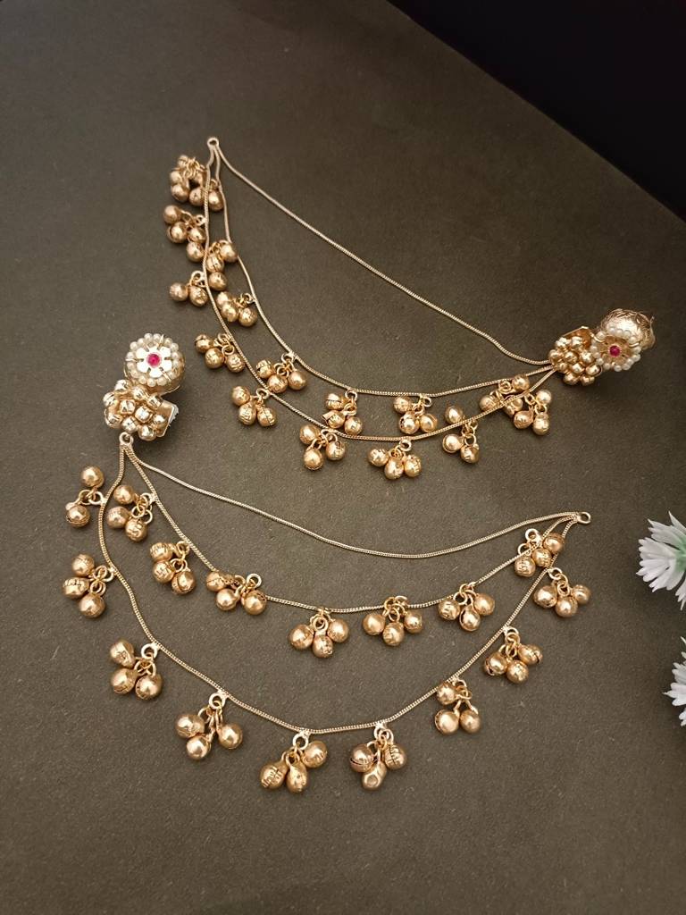 Set Of 2 Pachi Kundan & Ghungaroo Studded Kashmiri Drop Earrings : VS105269