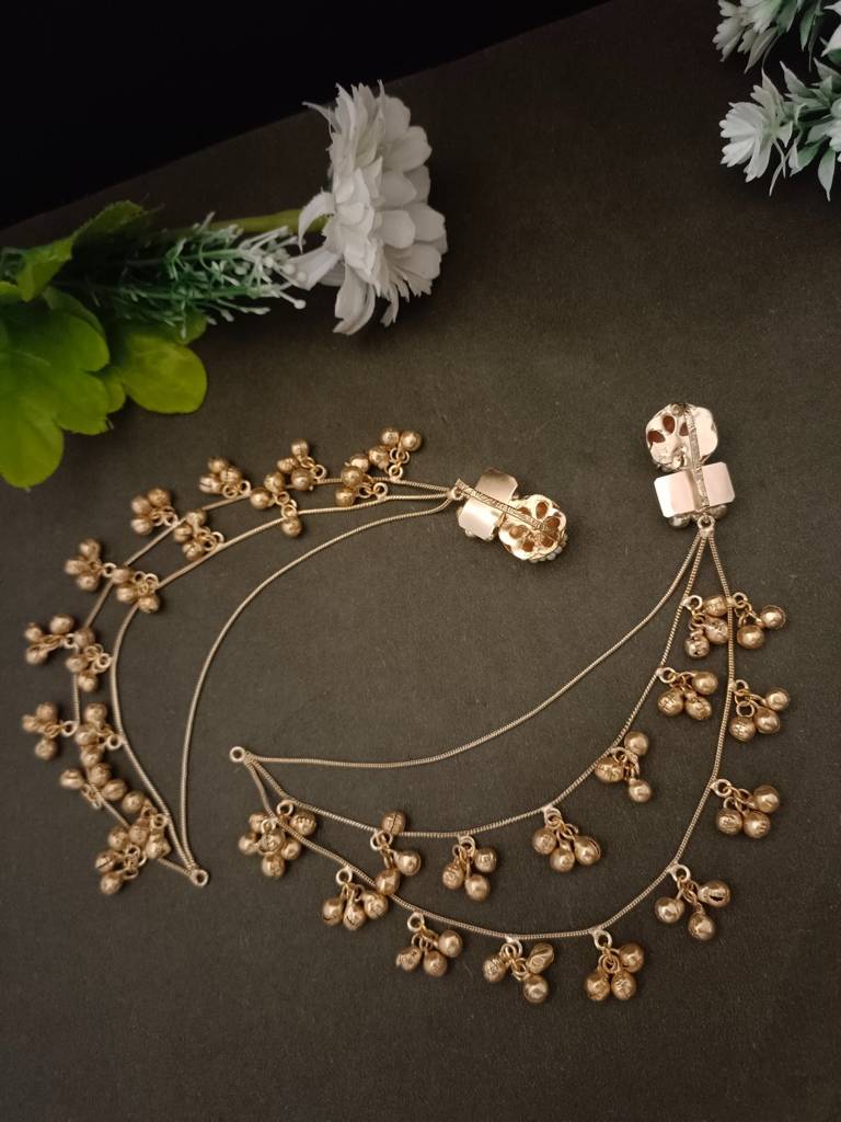 Traditional Ear Chains (Kaan Chain) With Pearl Studs And Ghungroo Dangles : VS105268