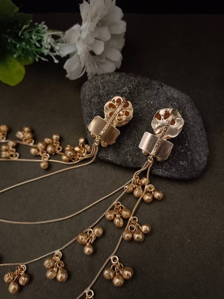 Traditional Ear Chains (Kaan Chain) With Pearl Studs And Ghungroo Dangles : VS105268