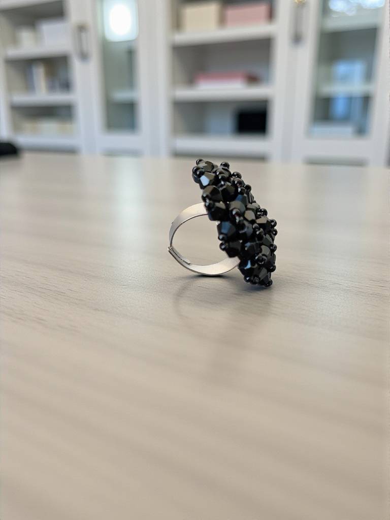 Rang-E-Roshan Adjustable Ring – Handmade Crystal Statement Ring : CRY-BLK-RNG-ONR-036