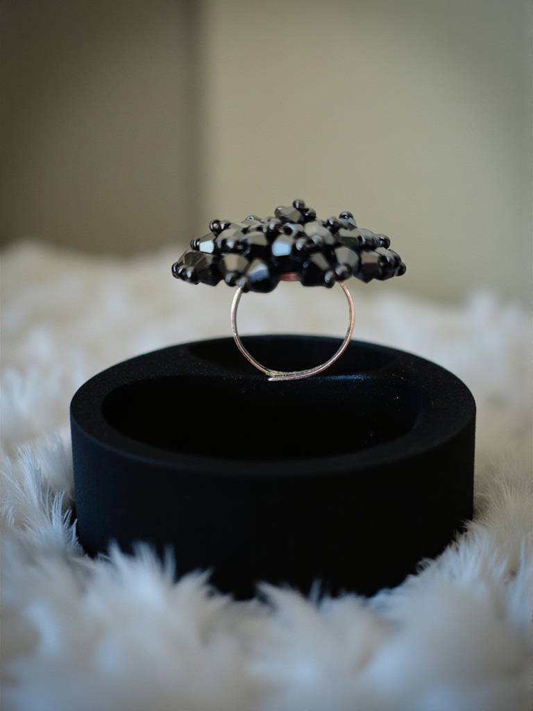 Rang-E-Roshan Adjustable Ring – Handmade Crystal Statement Ring : CRY-BLK-RNG-ONR-036