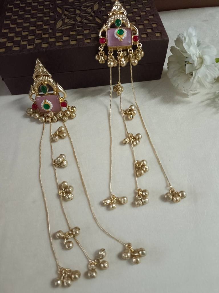 Brass-Plated Pachi Kundan Studded & Beaded Kashmiri Earrings : VS105336