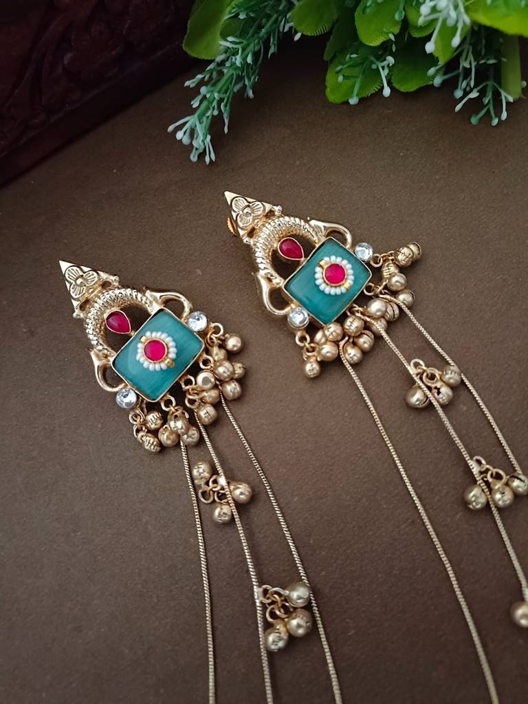 Brass-Plated Pachi Kundan Studded & Beaded Kashmiri Earrings : VS105333