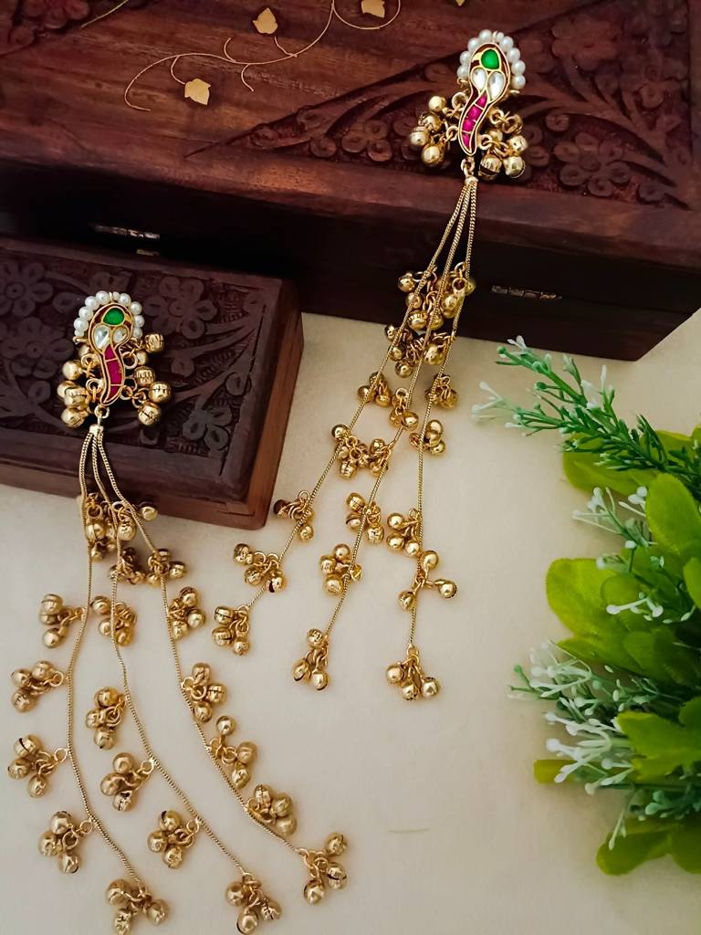 Brass-Plated Kundan Studded & Beaded Peacock Shaped Kashmiri Drop Earrings : VS105354