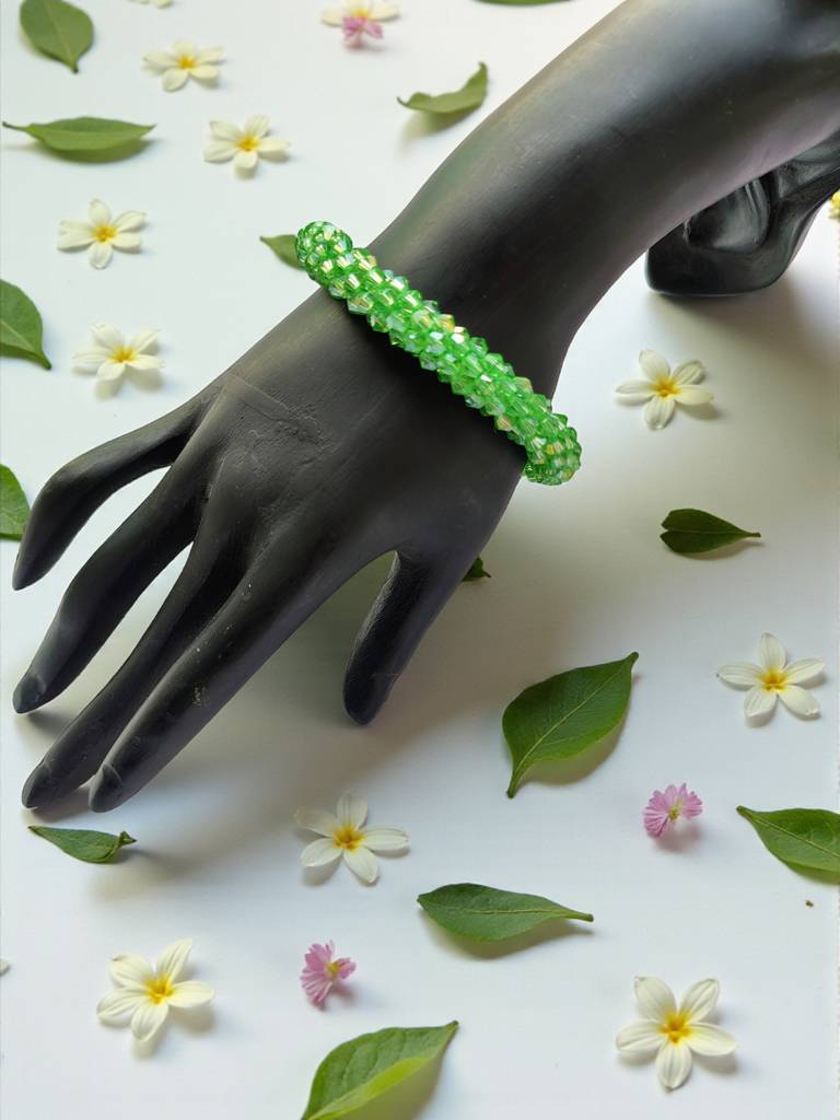 Unisex Crystal Bloom – Adjustable Crystal Bead Bracelets : CRY-PSG-BLT-ONB-040