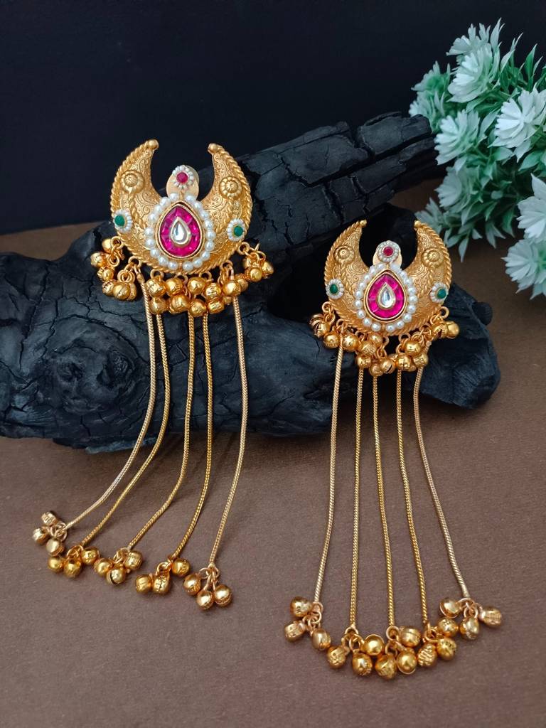Brass-Plated Pachi Kundan & Ghungaroo Beaded Kashmiri Crescent Shaped Drop Earrings : VS105421