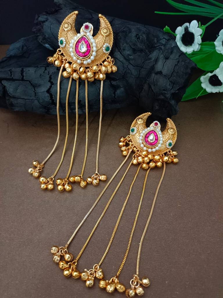 Brass-Plated Pachi Kundan & Ghungaroo Beaded Kashmiri Crescent Shaped Drop Earrings : VS105421