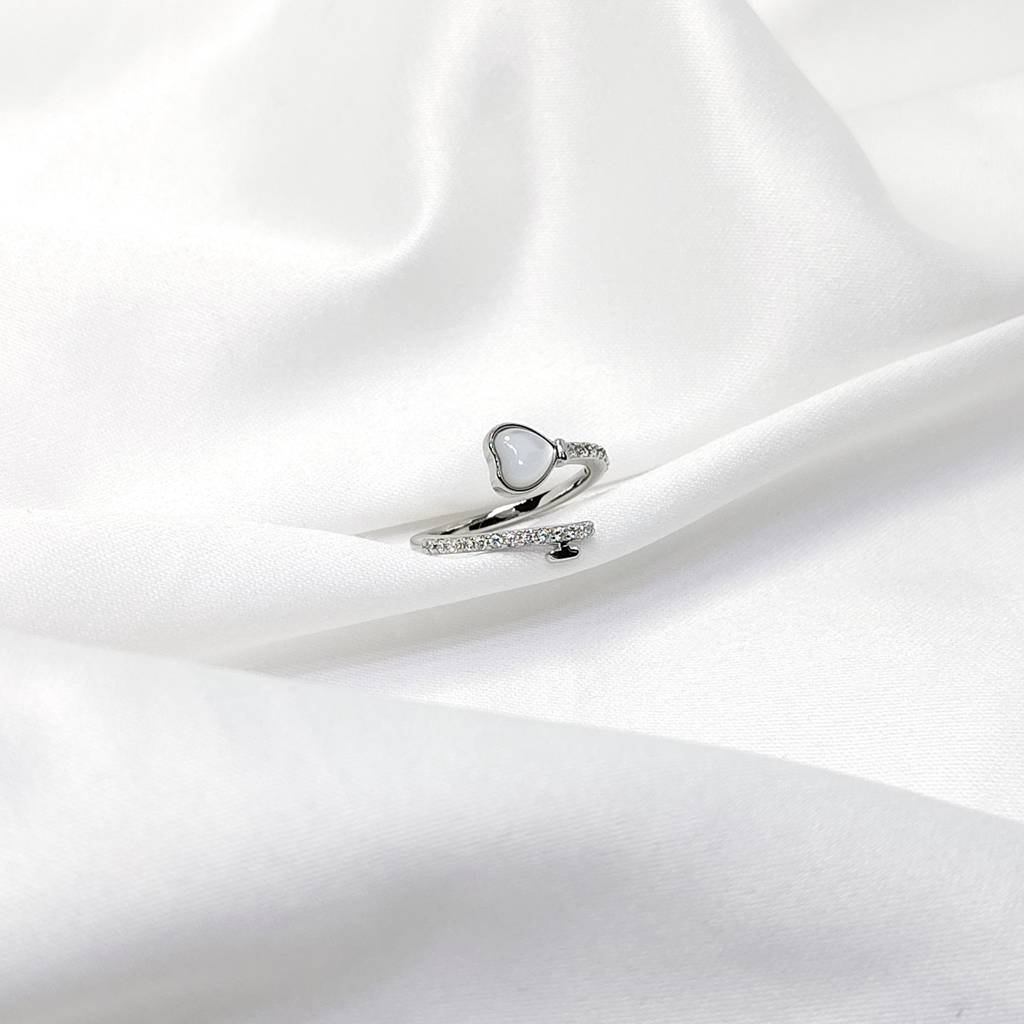 Heart Crush 925 Silver Ring – Cute Romantic Ring For Everyday Style : LRG-110080