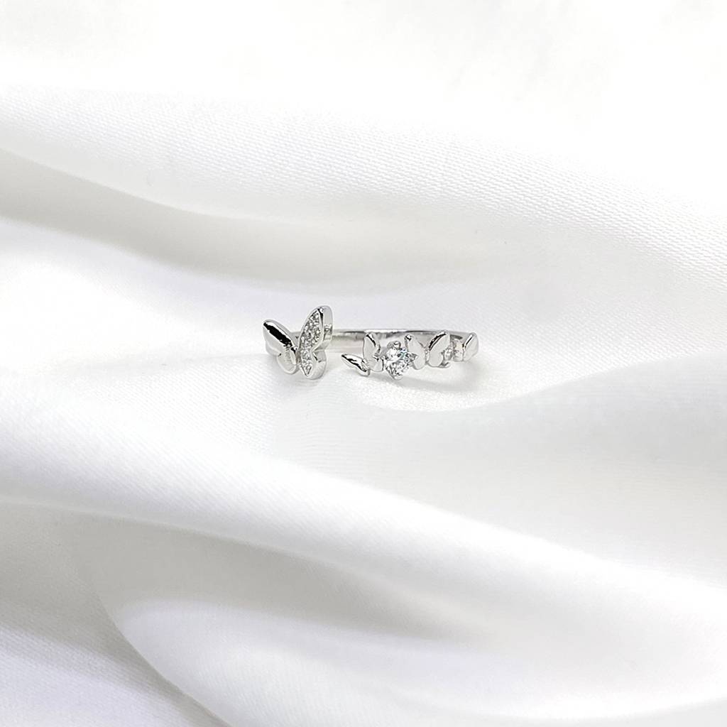 Butterfly Charm Adjustable Ring – Cute Everyday 925 Silver Ring : LRG-110056