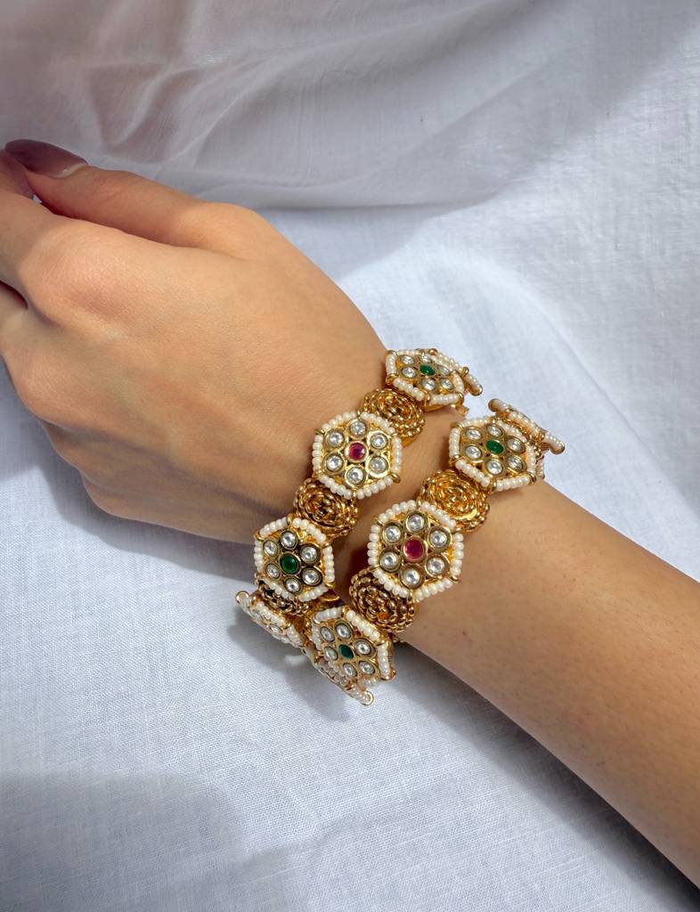Temple Bangle Set With Pearl Accents : PR-998