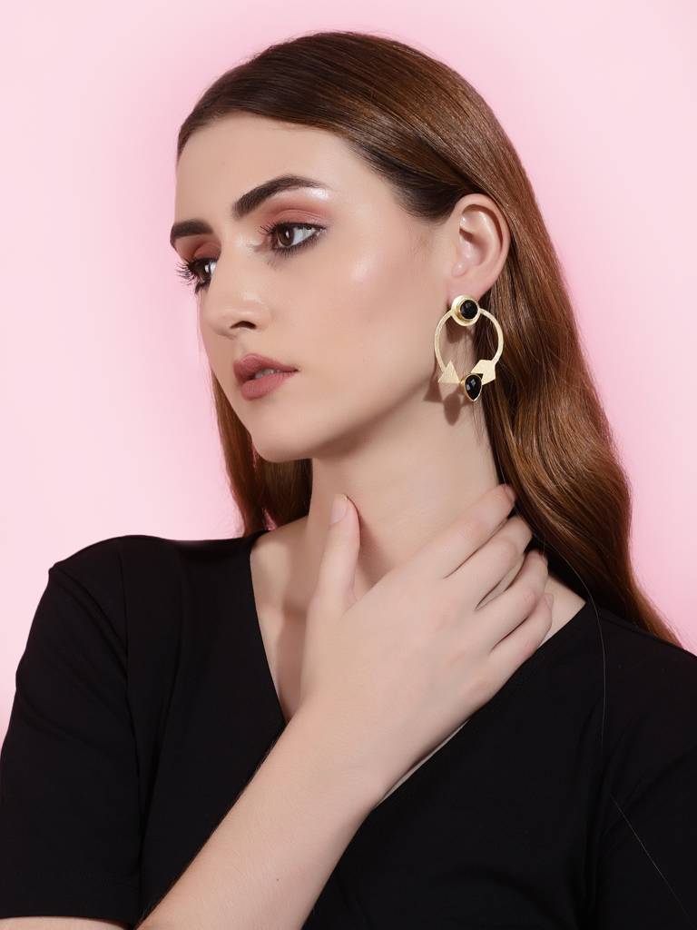 Gold Plated Onyx Earrings : BG146