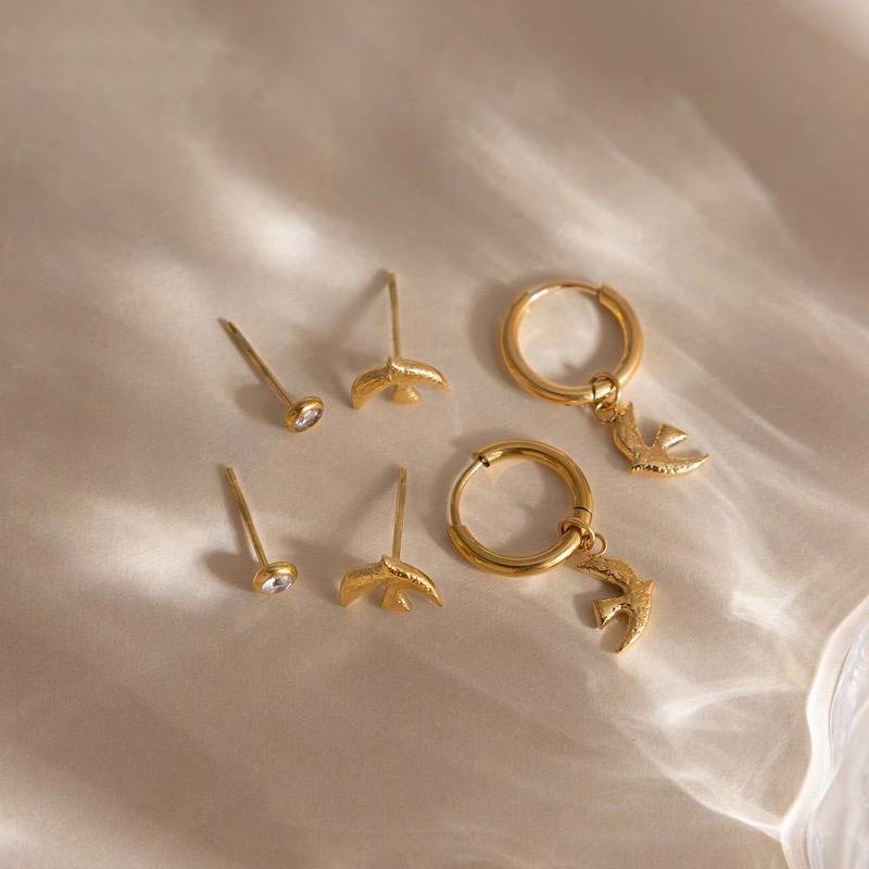 18K Gold Plated Anti-Tarnish Bird Charm Ear Stack Hoop Earrings : EAR-893