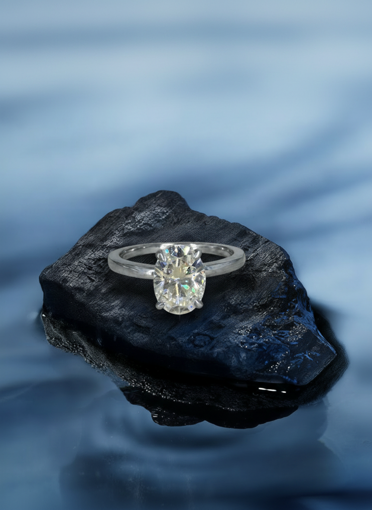 Silent Crest 2.36Ct Moissanite Engagement Ring : GJRG0022RG925232