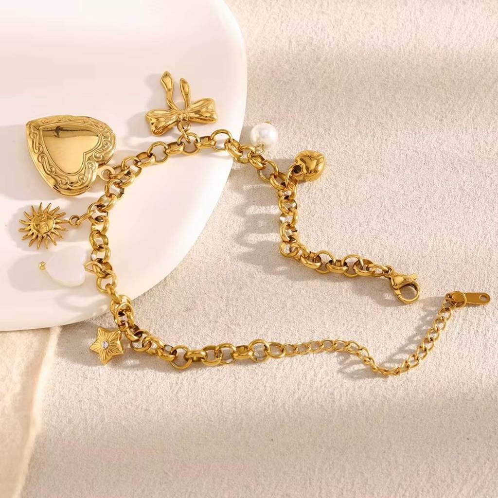 18Kt Gold Plated Chunky Keepsake Photo Locket Charm Bracelet, Maia : INMAIA-DIY