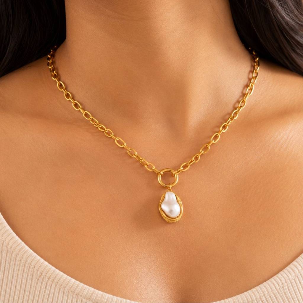 18K Gold Plated Baroque Pearl Necklace, Mist : INMIST