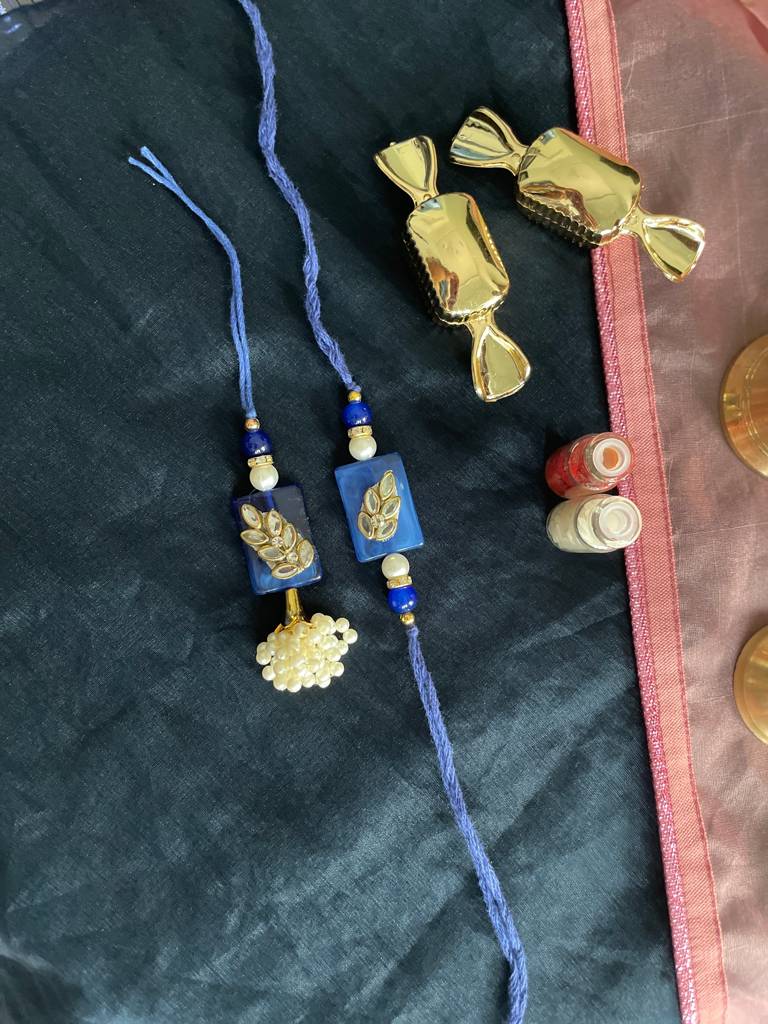 Blue Kundan Rakhi And Lumba Set : J00307085