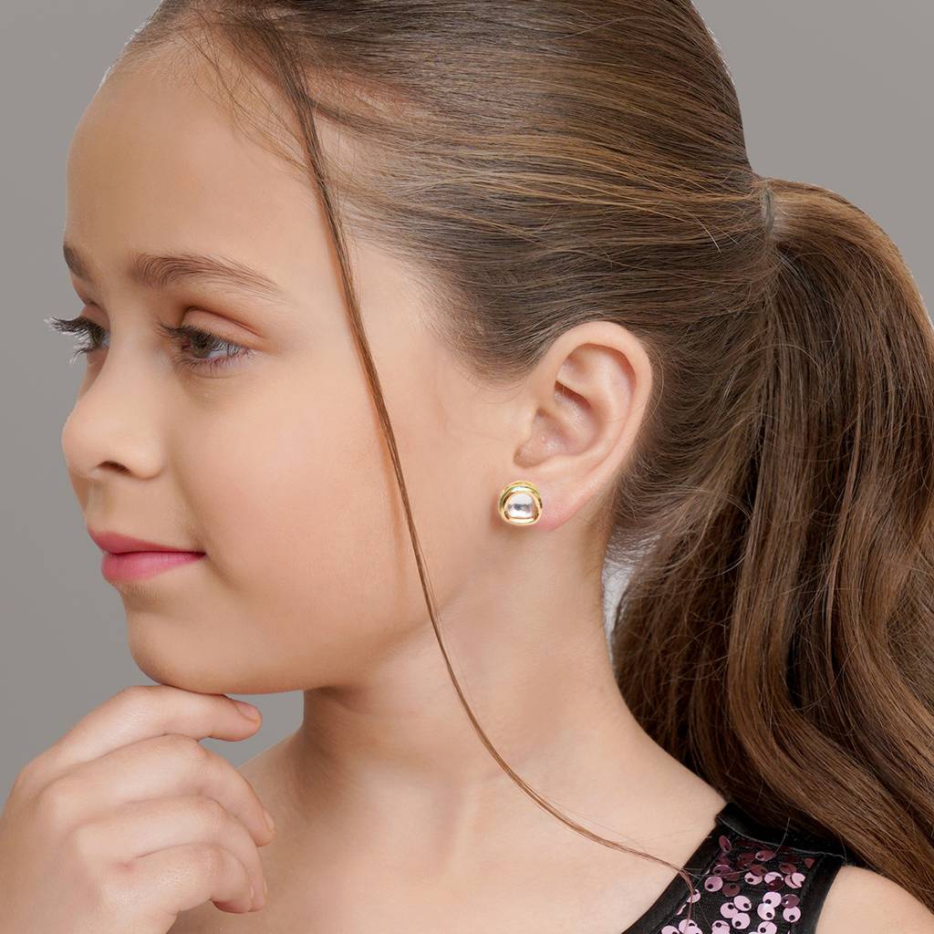 Golden Kundan Studs : RRKDEC22-13