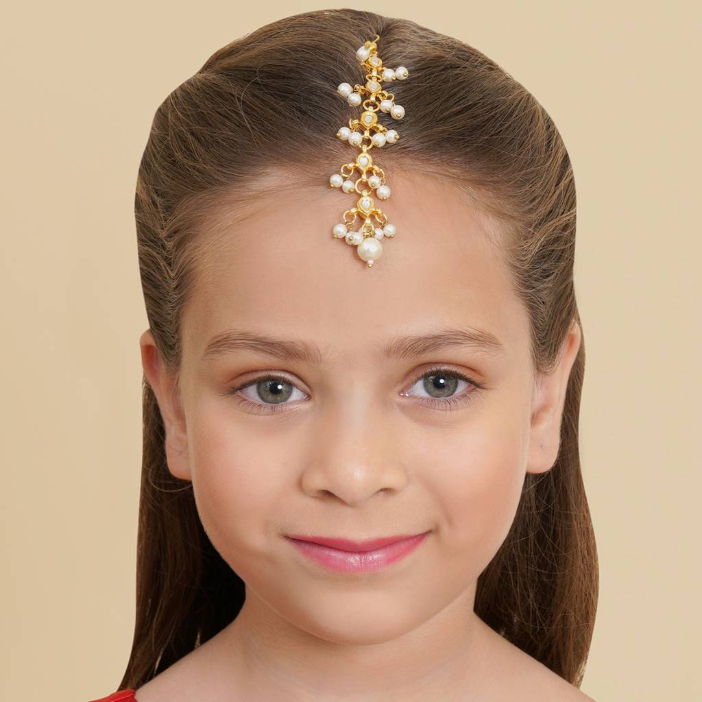 Heavy Pearl Kundan Maang Tikka : RRKDEC22-56