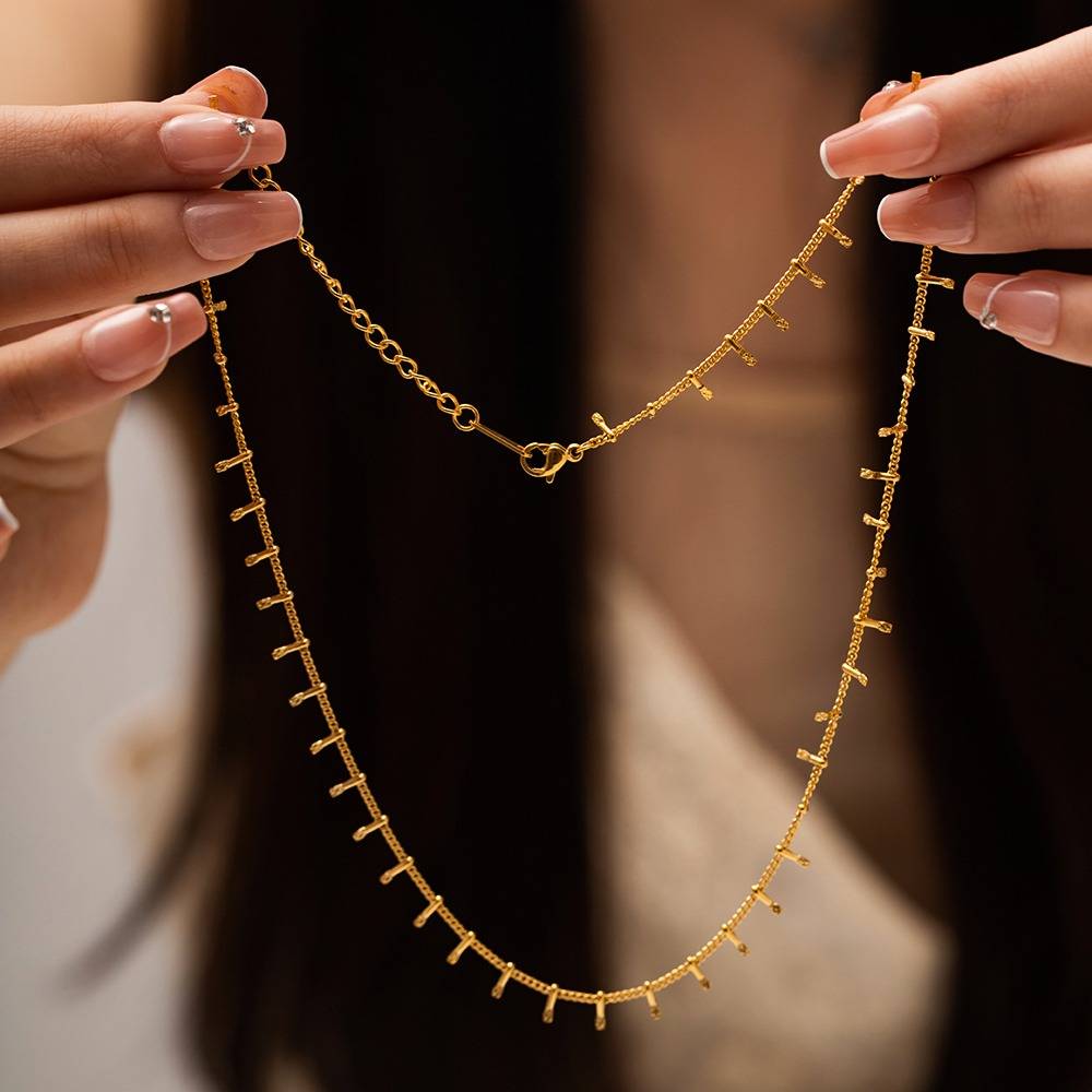 Gold Plated Daily Wear Tassel Spine Necklace : JDNW2303019