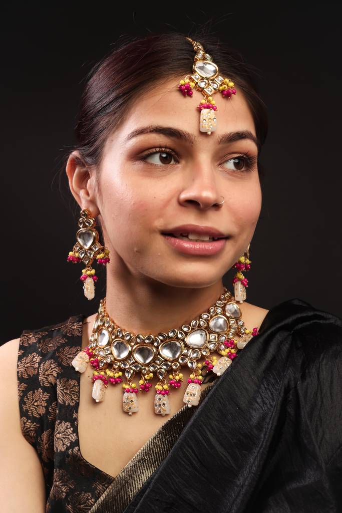 Handcrafted Kundan Bridal Necklace Set With Maangtika : Kundan03Grey