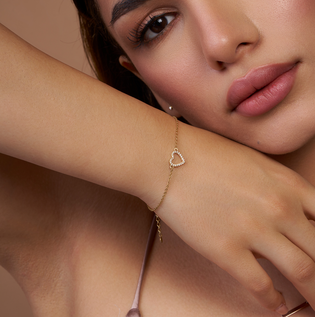18K Gold Vermeil Sophisticated Heart Bracelet 18K Gold Vermeil