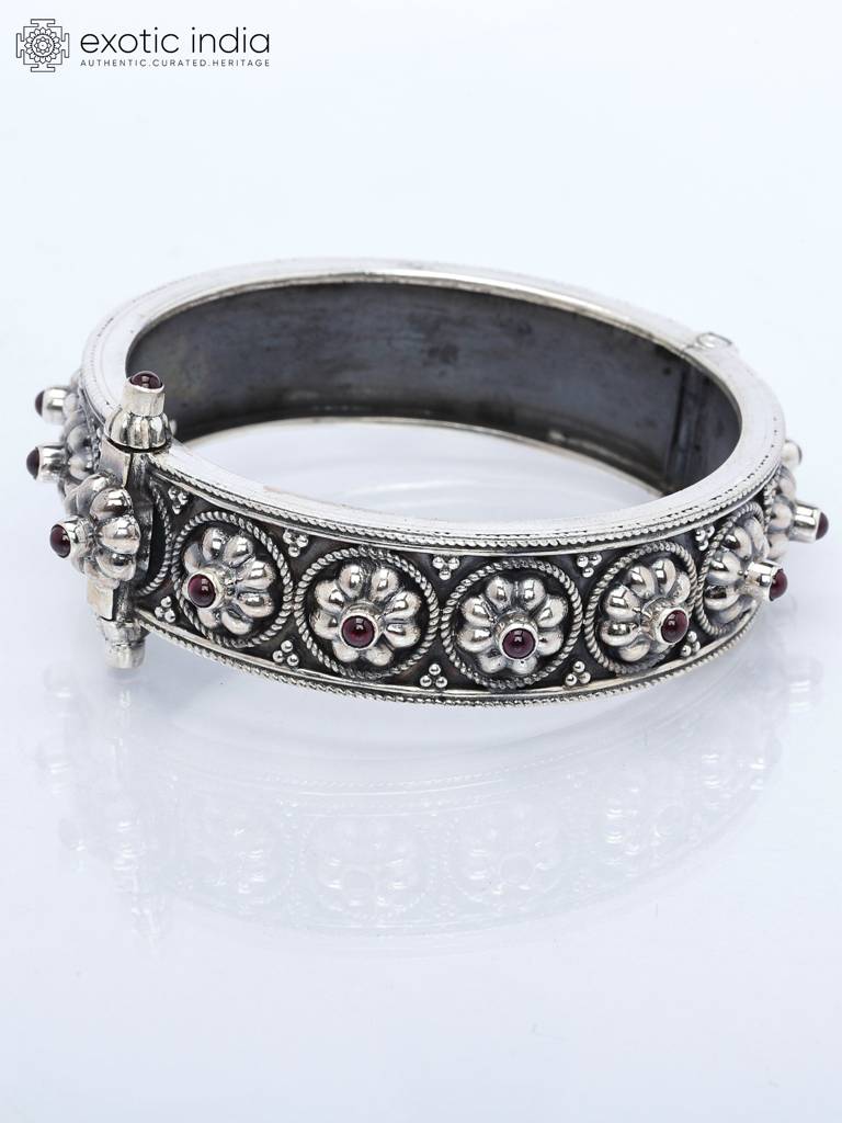 Openable Sterling Silver Bangle Bracelet With Garnet Gemstone : LDD461