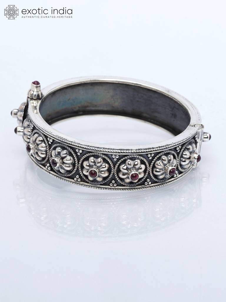 Openable Sterling Silver Bangle Bracelet With Garnet Gemstone : LDD461