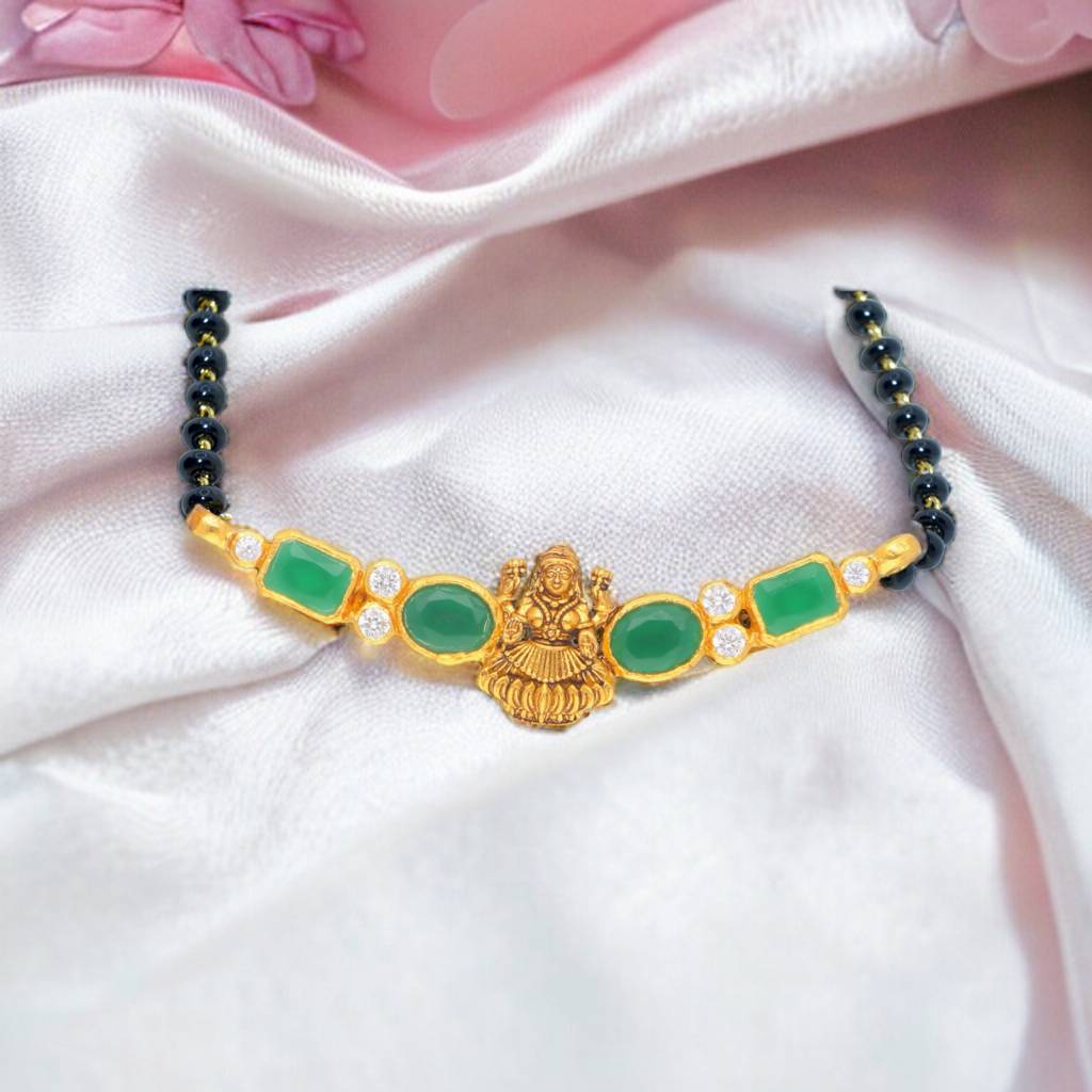 Gold Laxmi Pendant : lvet25