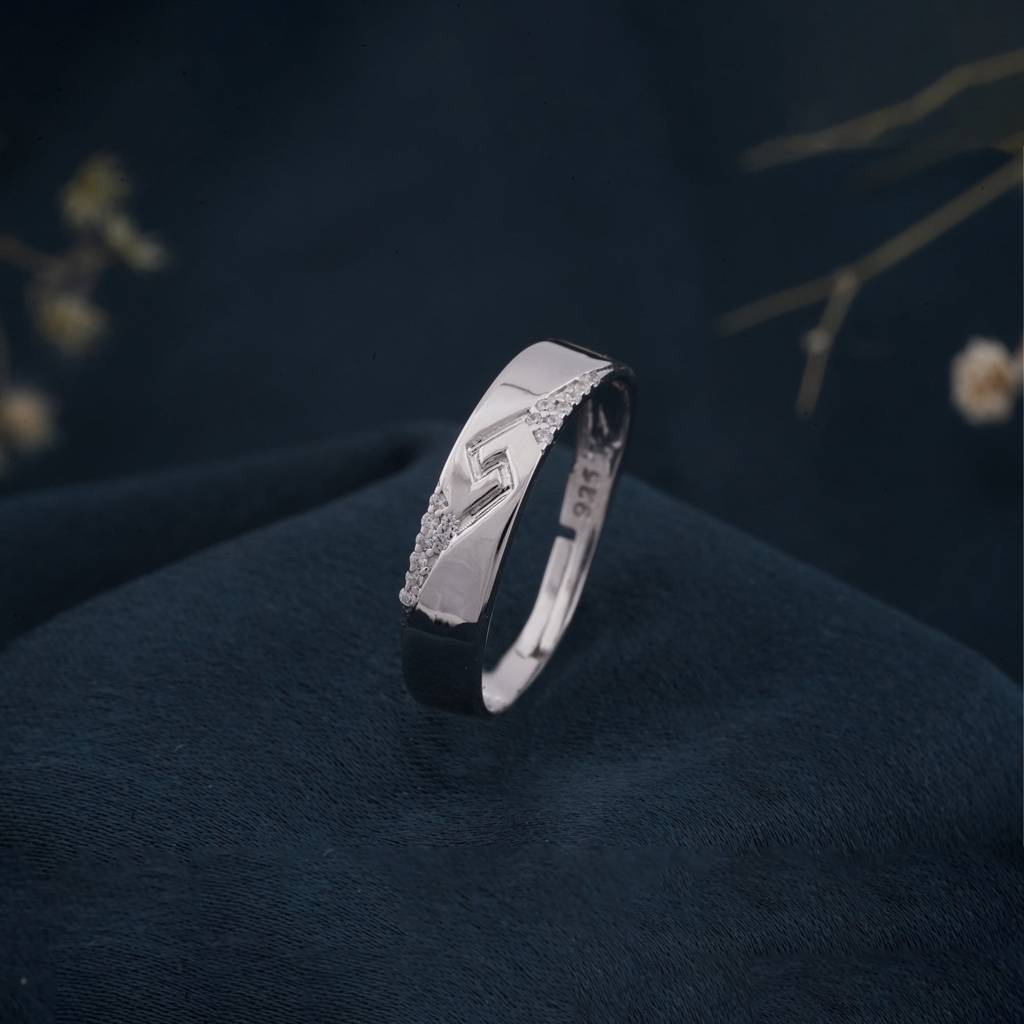 Silver Vintage Women'S Band Ring : ZLCPLR-1005WW