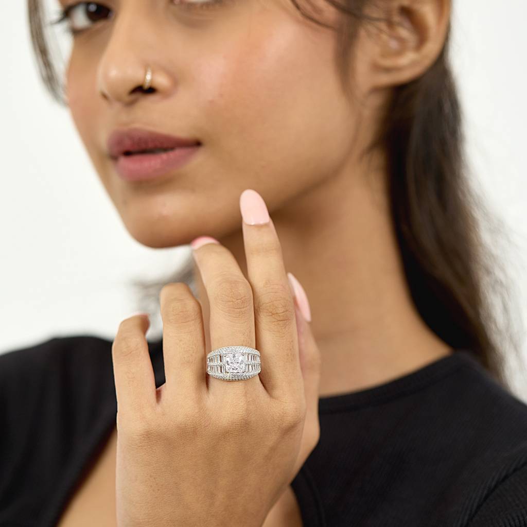 Zen Spark Diamond Silver Ring : R069-WH-D-10