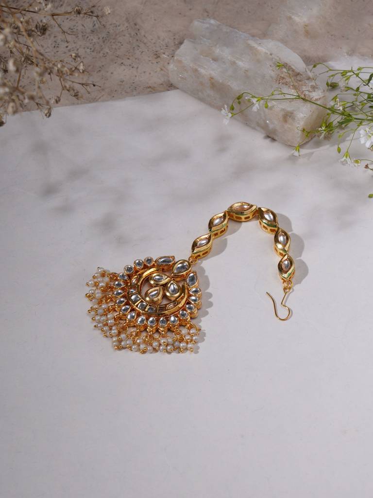 Kundan Chand & Pearl Maang Tikka : RRA23-44