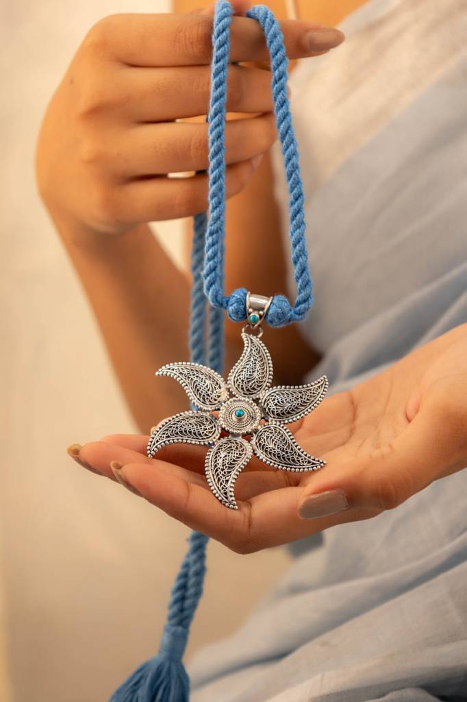 925 Sterling Silver Mizoya Intricate Blossom Flower Dori Necklace : SN1018