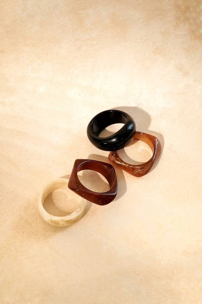 Resin Bangles Set Of 4 : MJ173