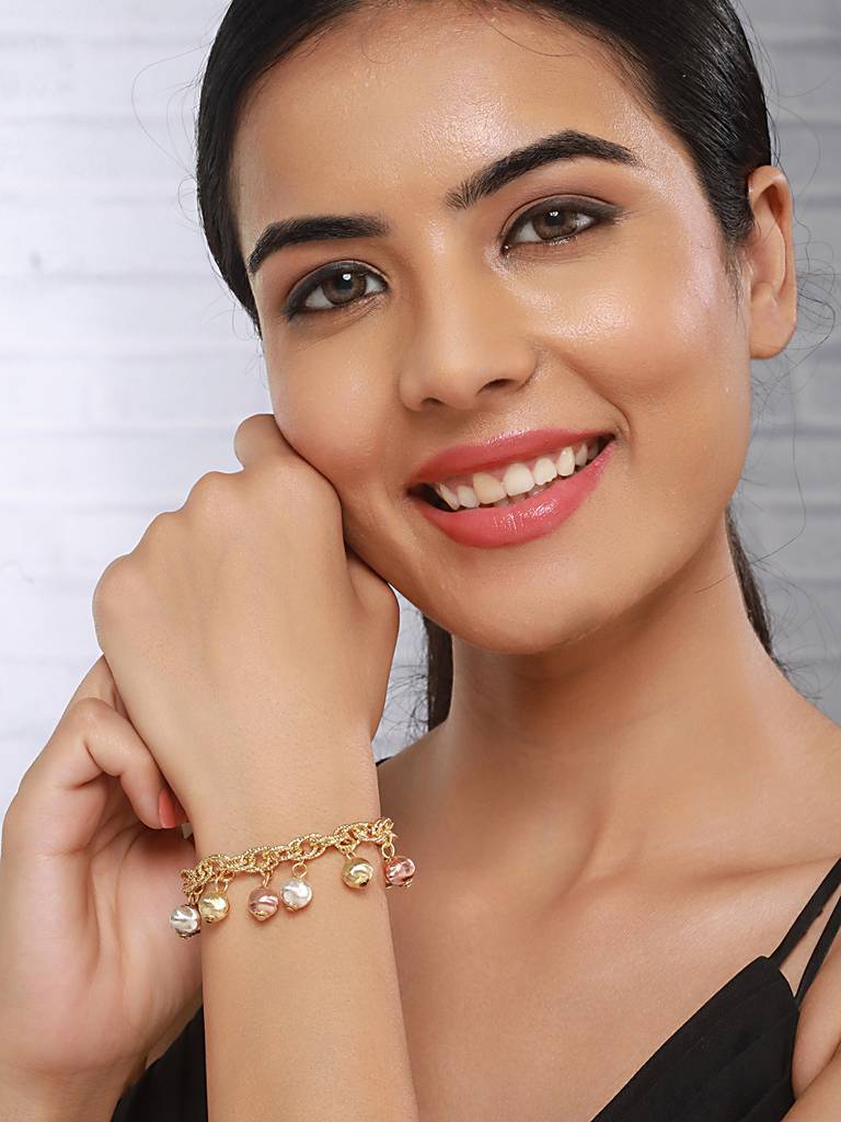 Anti-Tarnishgold Plated All Around Charms Balls Link Bracelet : STBR8109