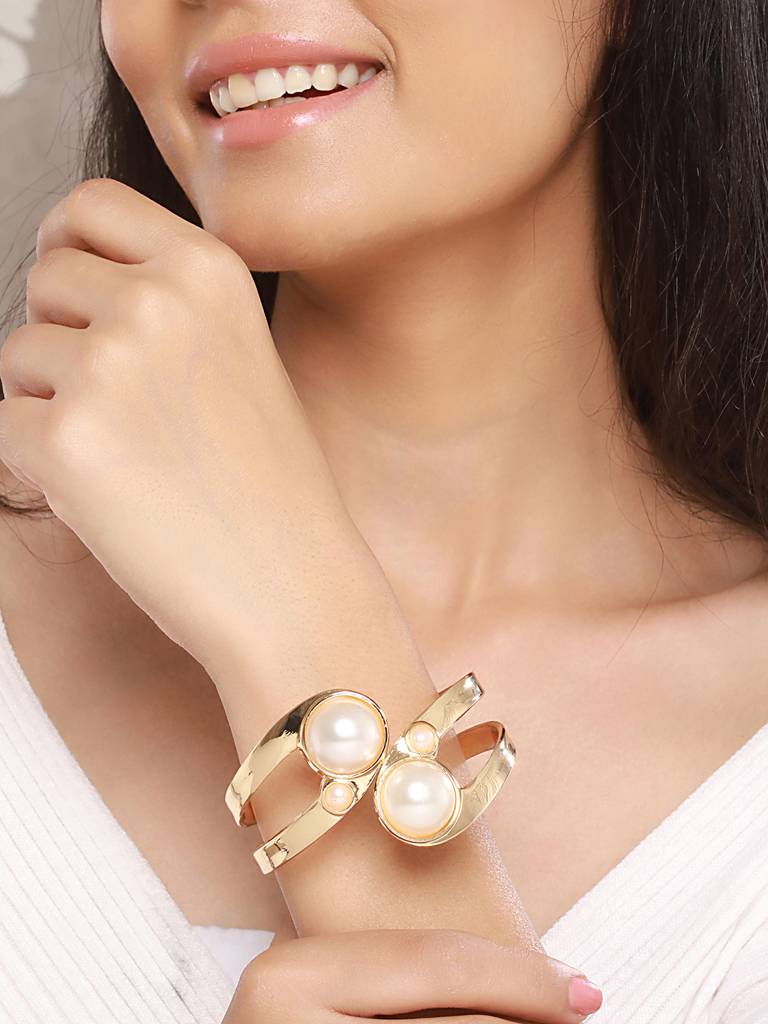 Anti-Tarnish18K Gold Plated Pearl Studded Cuff Bangle Bracelet : STBR8103