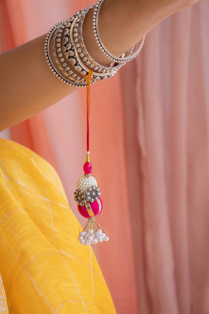 925 Sterling Silver Mini Flower Toe Ring Lumba Rakhi : SRK505221