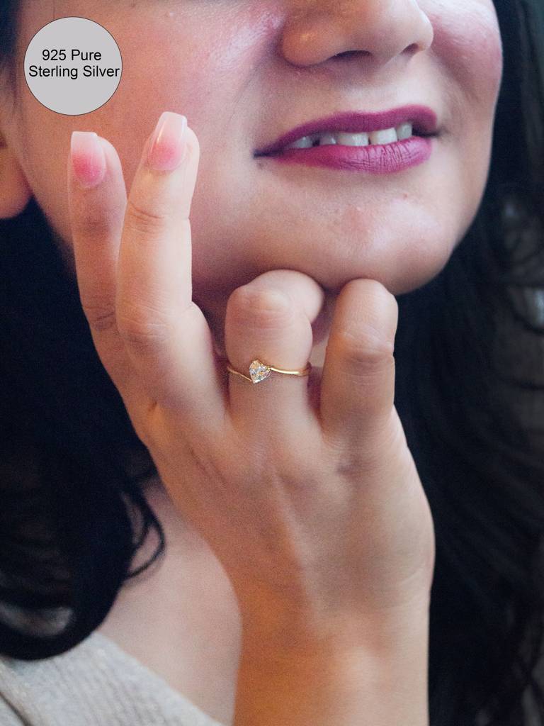 Mannash Blooming Love Valentine Gift Hamper Solitaire Heart Silver Ring : MZRVHR973D2401