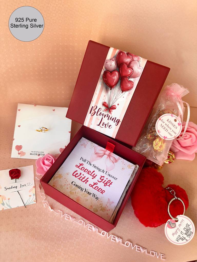 Mannash Blooming Love Valentine Gift Hamper Solitaire Heart Silver Ring : MZRVHR973D2401