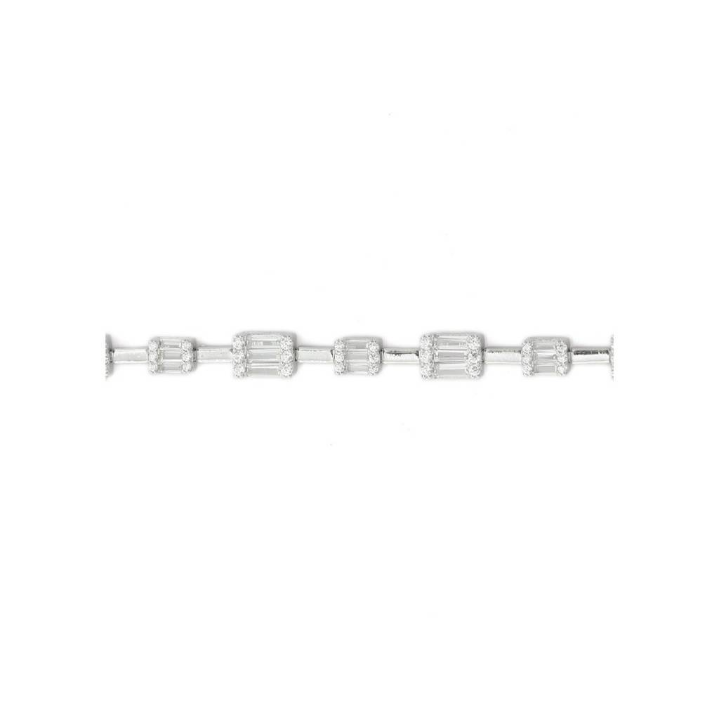 Tennis Bracelet With Sparkling Baguette Cut Cz Diamonds In 925 Silver : NFL83
