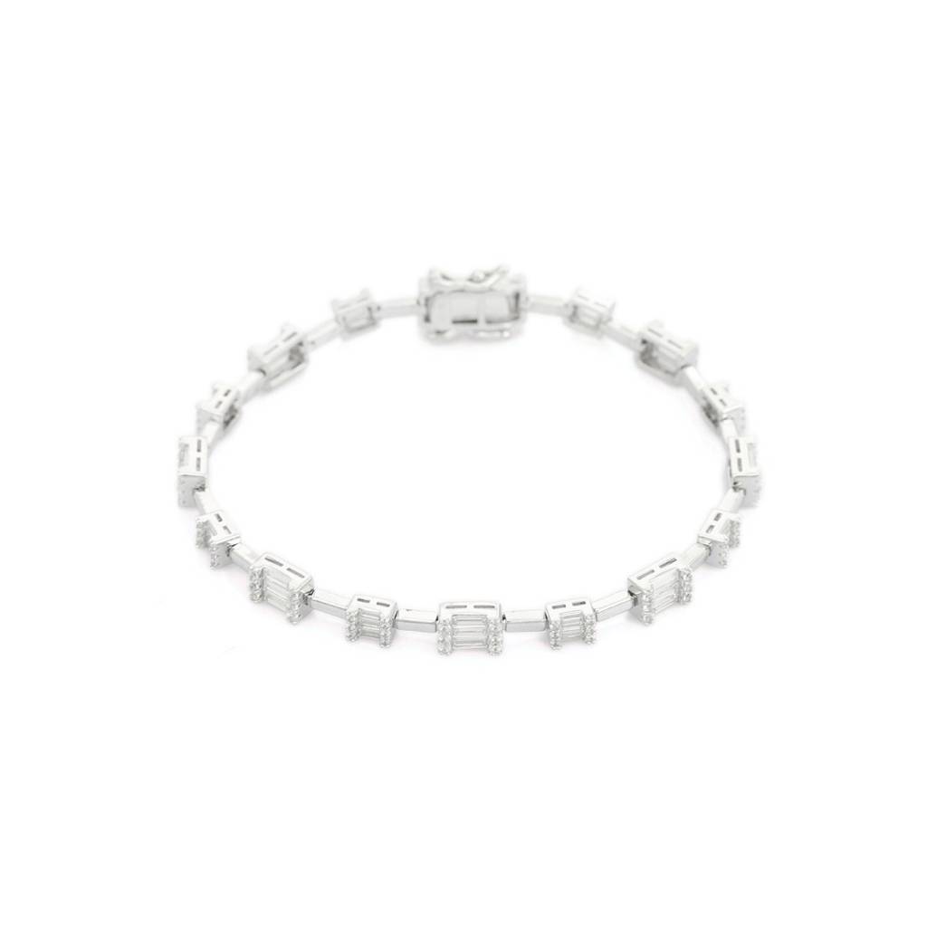 Tennis Bracelet With Sparkling Baguette Cut Cz Diamonds In 925 Silver : NFL83