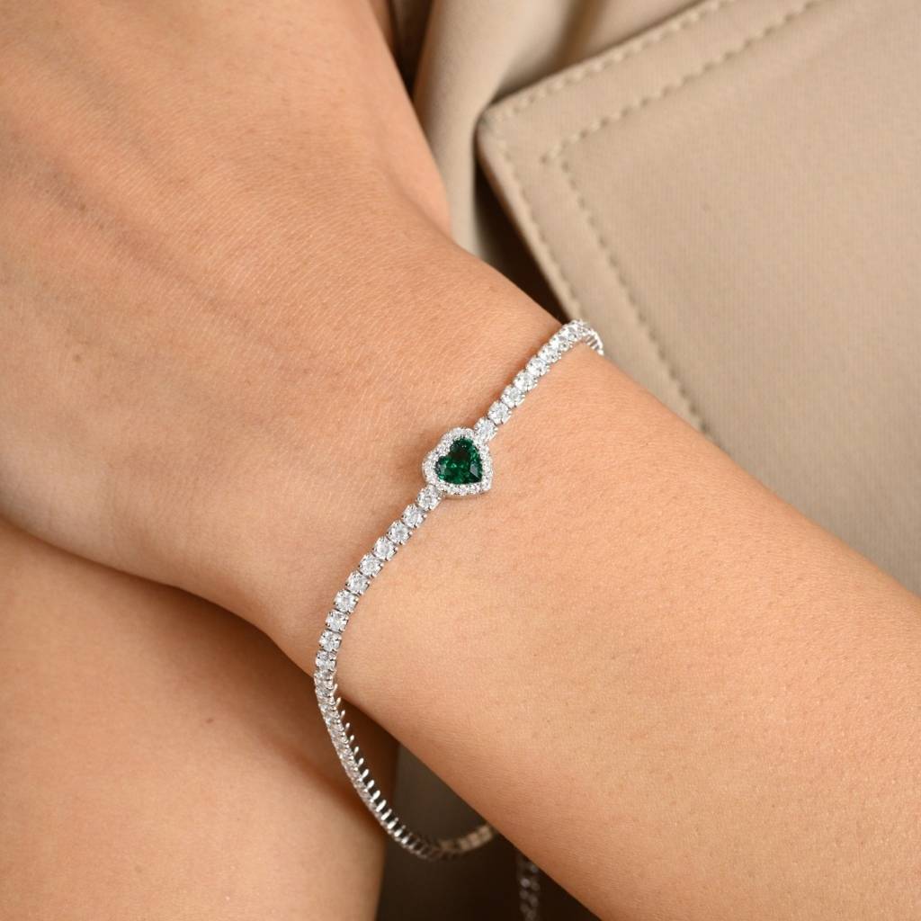 Adjustable Tennis Bracelet With Delicate Heart Shape Green Cz Diamond In 925 Silver : NFL89