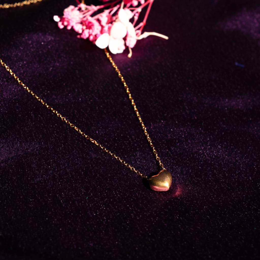 Crystal Heart Glow Necklace : NK180