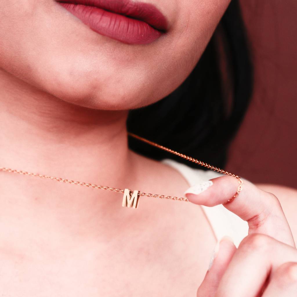 Initial Pendant Necklace : NK244