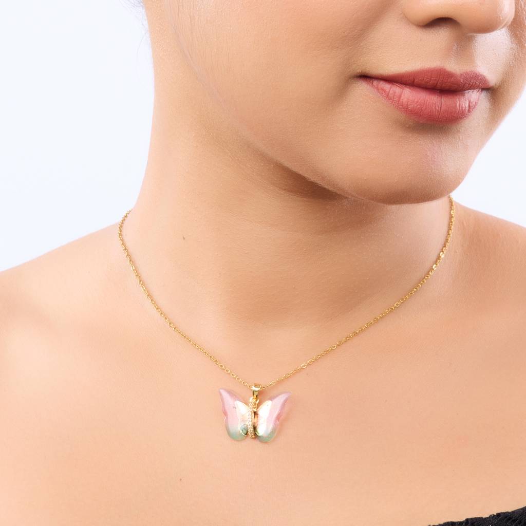 Butterfly Sparkle Gold Necklace : NK289