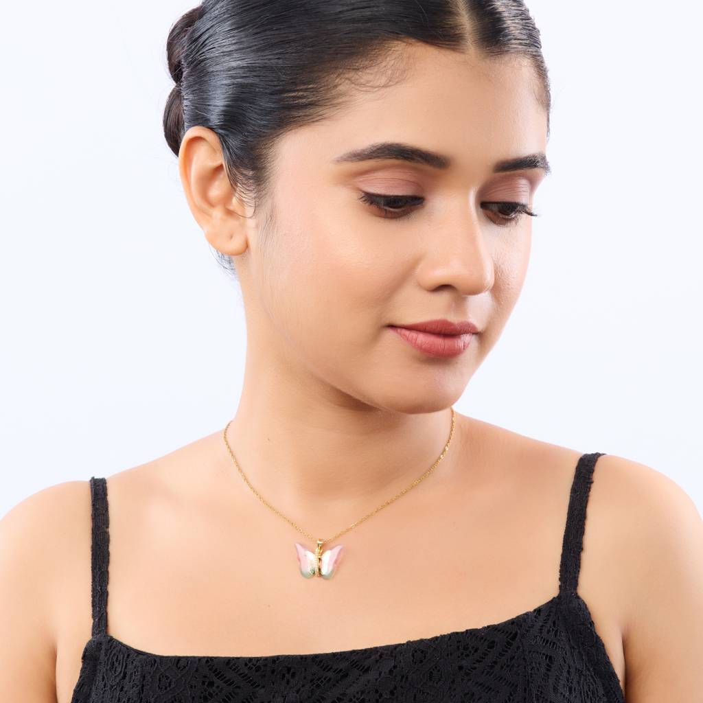 Butterfly Sparkle Gold Necklace : NK289