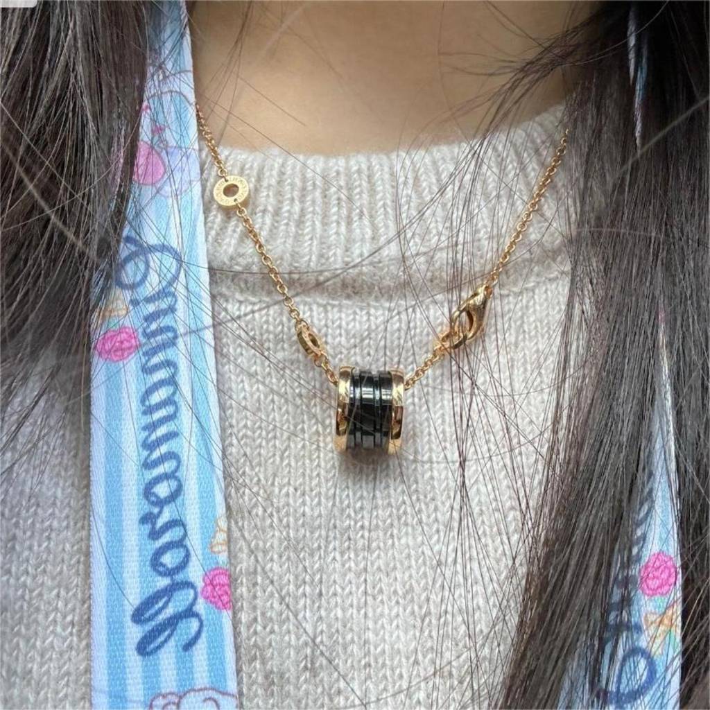 Rotating Ring Pendant Necklace – Rose Gold Finish Black Band Fashion Jewellery : AST-NEK-0034